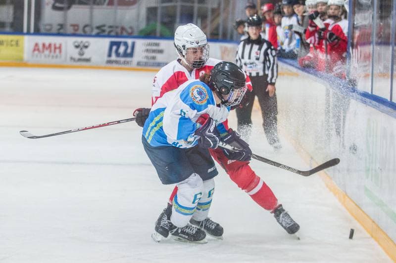 Ice Hockey. EWHL. Polska - Aisulu Almaty. 28.11.2021