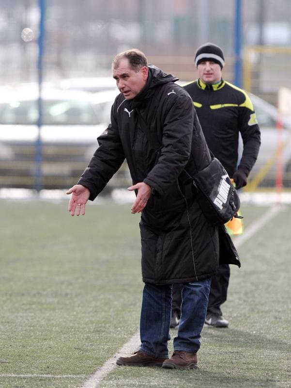 Football. Tychy Sparing. GKS Tychy - Puszcza Niepolomice. 09.02.2013