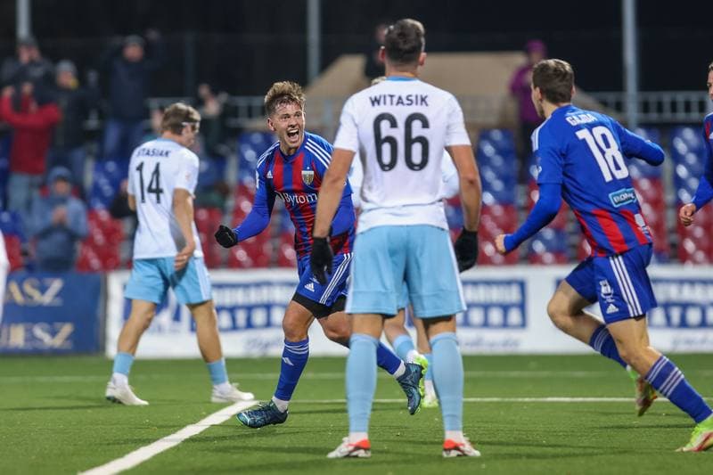 Football. II Liga. Polonia Bytom - Kotwica Kolobrzeg. 18.11.2023