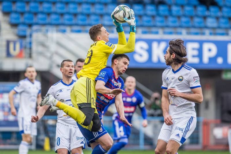 Football. PKO BP Ekstraklasa. Piast Gliwice - Stal Mielec. 07.03.2021