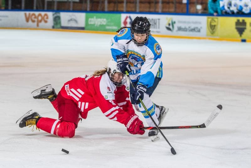 Ice Hockey. EWHL. Polska - Aisulu Almaty. 28.11.2021