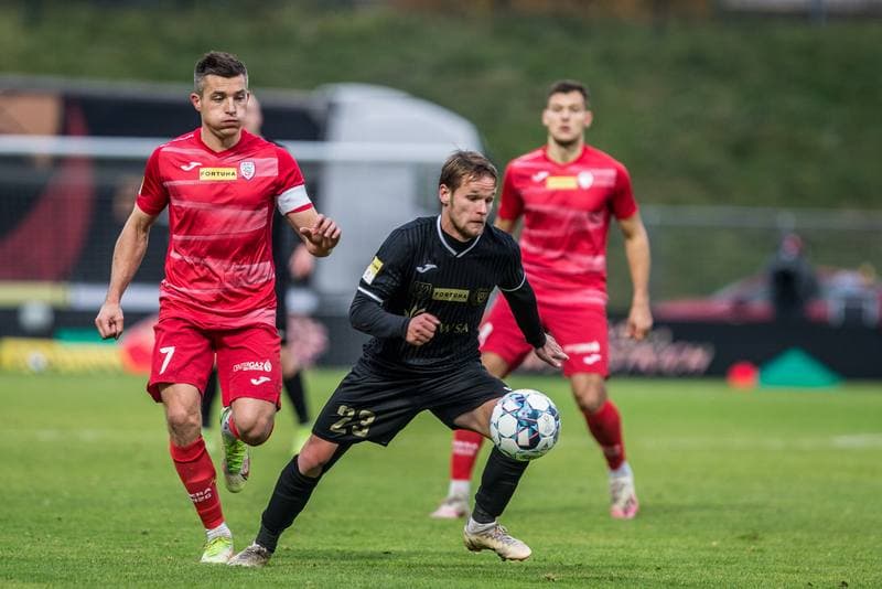 Football. Fortuna I Liga. GKS 1962 Jastrzebie - Skra Czestochowa. 14.11.2021