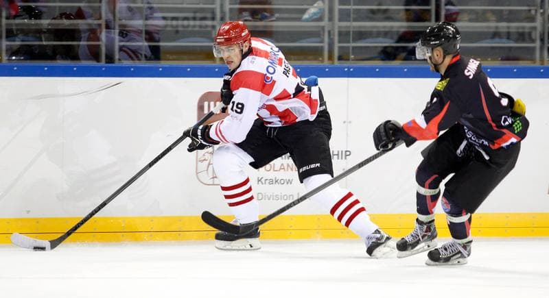 Ice Hockey. Comarch Cracovia Krakow. Ciarko KH Sanok. 27.12.2014