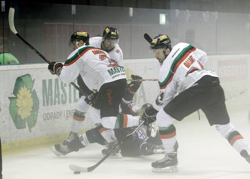 Ice Hockey. Polska Hokej Liga. GKS Tychy - Ciarko STS Sanok. 15.09.2015