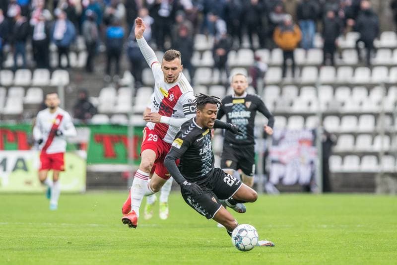 Football. Fortuna I Liga. Zaglebie Sosnowiec - LKS Lodz. 16.04.2022