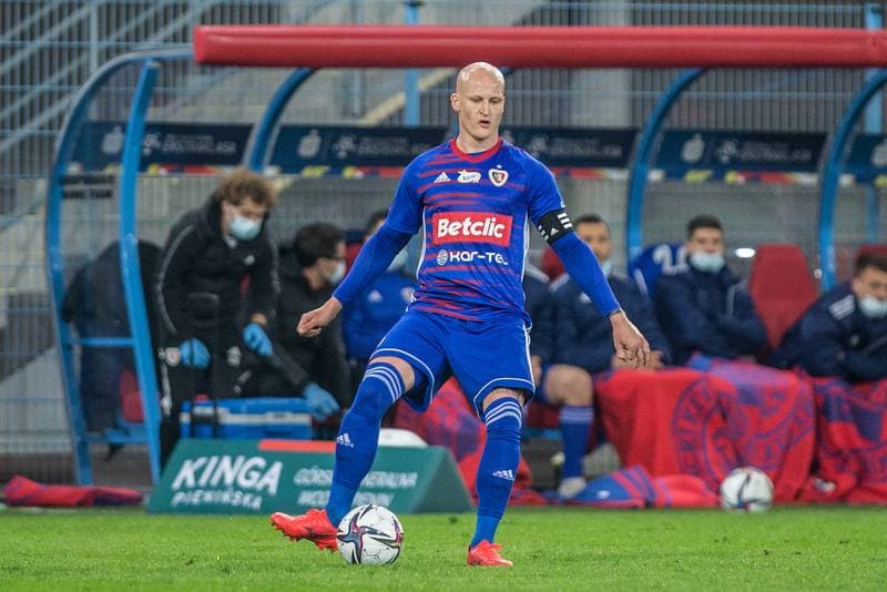Football. PKO BP Ekstraklasa. Piast Gliwice - Legia Warsaw. 21.04.2021