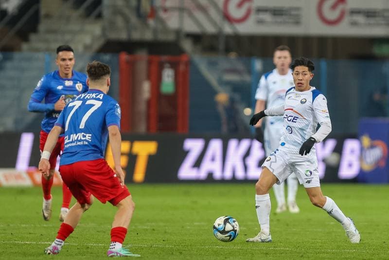 Football. PKO BP Ekstraklasa. Piast Gliwice - Stal Mielec. 18.12.2023