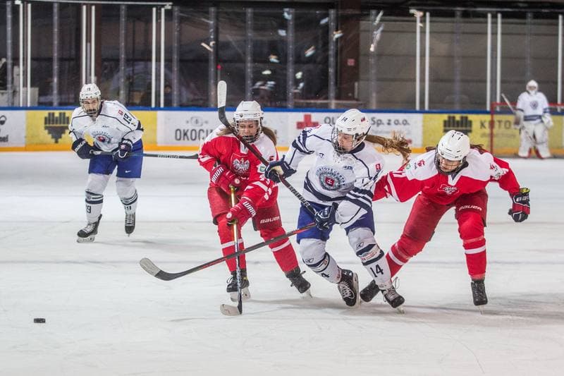 Ice Hockey. EWHL. Polska - SKP Bratislava. 11.12.2021