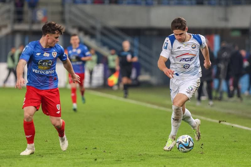Football. PKO BP Ekstraklasa. Piast Gliwice - Stal Mielec. 18.12.2023