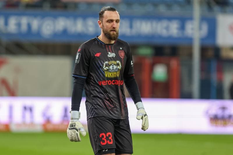 Football. PKO BP Ekstraklasa. Piast Gliwice - Stal Mielec. 18.12.2023