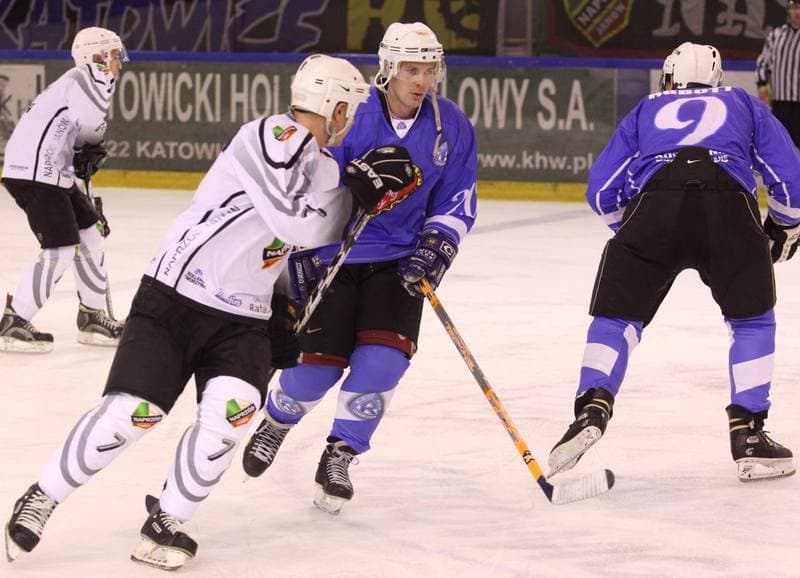 Ice Hockey. V Mecz Przyjazni. Naprzod Janow - Ruch Chorzow. 07.01.2012