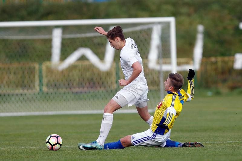 Football. II Liga. Rozwoj Katowice - Olimpia Elblag. 11.11.2017