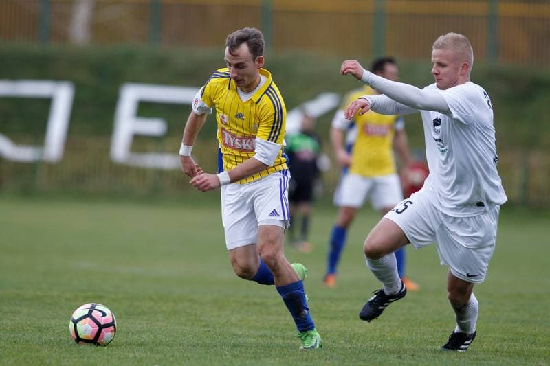 Football. II Liga. Rozwoj Katowice - Olimpia Elblag. 11.11.2017
