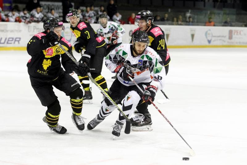 Ice Hockey. Polska Hokej Liga. GKS Tychy - Tauron KH GKS Katowice. 19.11.2017