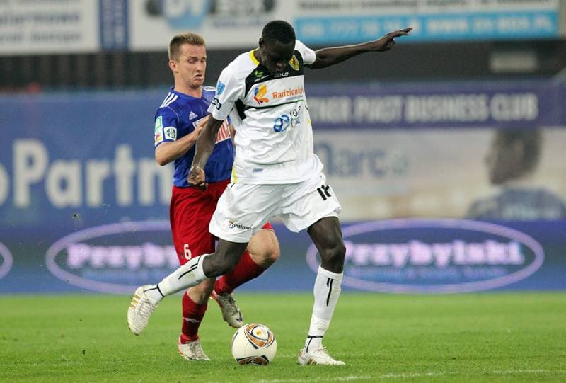 Football. I liga. Piast Gliwice - Ruch Radzionkow. 27.04.2012