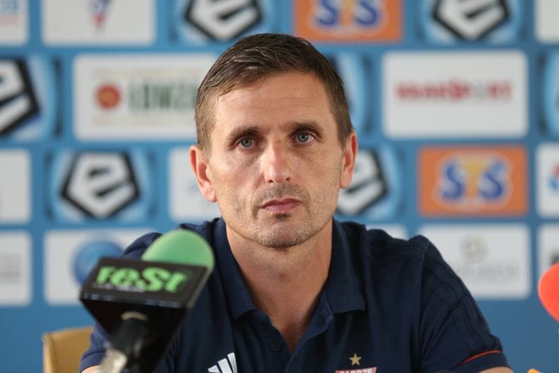 Football. Gornik Zabrze. Press Conference. 18.10.2017