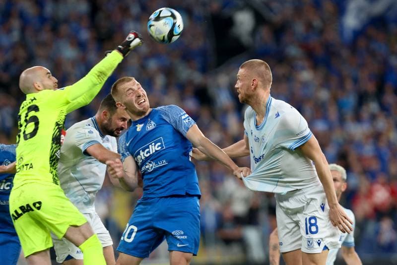 Football. PKO BP Ekstraklasa. Ruch Chorzow - Lech Poznan. 03.05.2024