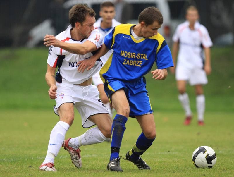 Football. B klasa gr II okreg Zabrze. Gornik II Zabrze - Stal Zabrze. 12.09.2010