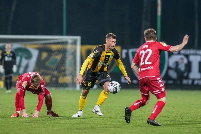 Football. Fortuna I Liga. GKS Katowice - Widzew Lodz. 06.04.2022