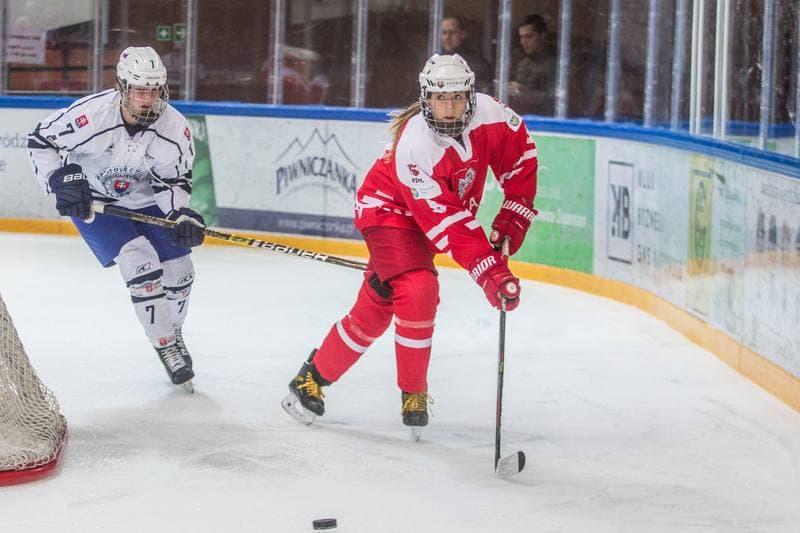 Ice Hockey. EWHL. Polska - SKP Bratislava. 11.12.2021