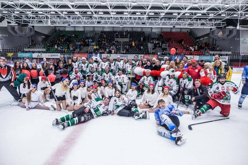 Ice Hockey. Wielka Orkiestra Swiatecznej Pomocy. HRAP - TVN24. 22.01.2022