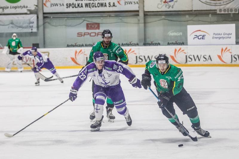 Ice Hockey. Visegrad Cup. JKH GKS Jastrzebie - Ujpesti TE. 15.10.2019