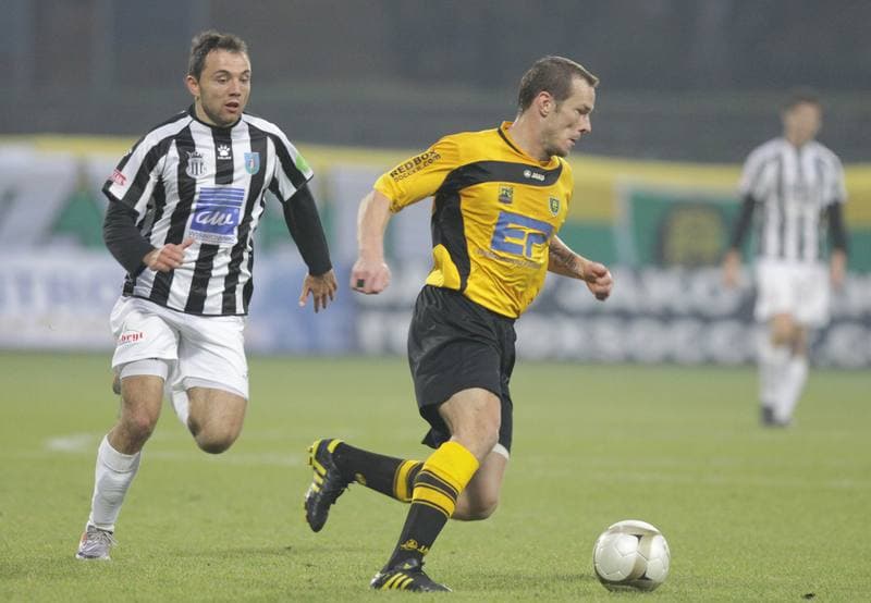 Football. I liga. GKS Katowice - Sandecja Nowy Sacz. 23.10.2010