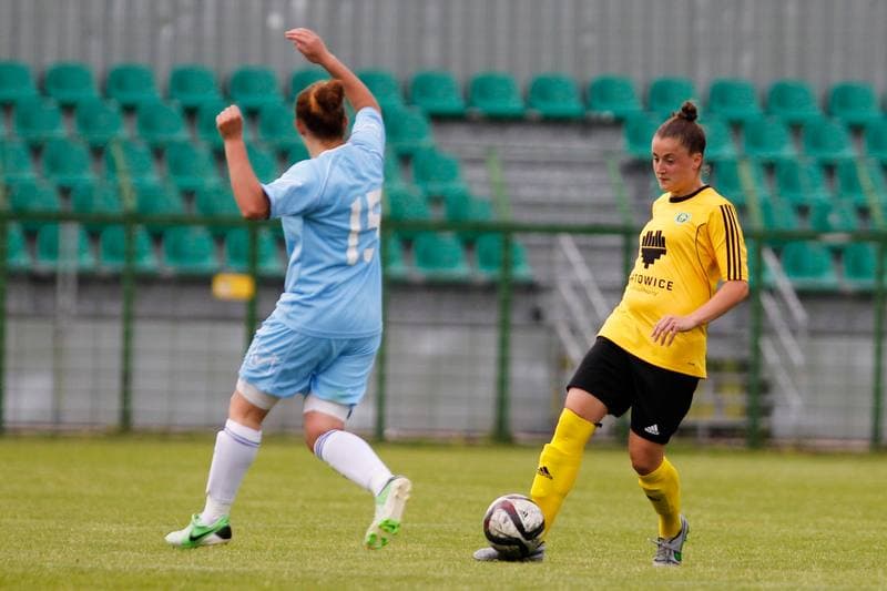 Football. Women's II Liga. GKS Katowice - Jaskolki Chorzow. 19.06.2016