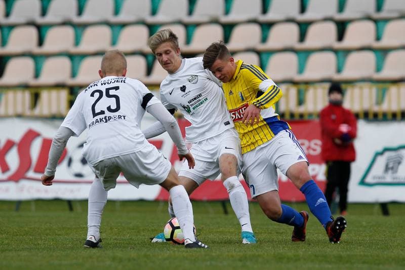Football. II Liga. Rozwoj Katowice - Olimpia Elblag. 11.11.2017