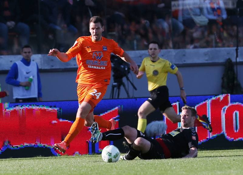 Football. PKO BP Ekstraklasa. Termalica Bruk-Bet Nieciecza - Korona Kielce. 02.04.2016