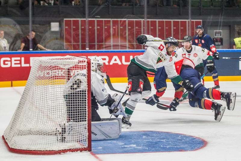 Ice Hockey. Champions Hockey League. GKS Tychy - Djurgarden Stockholm. 30.08.2019