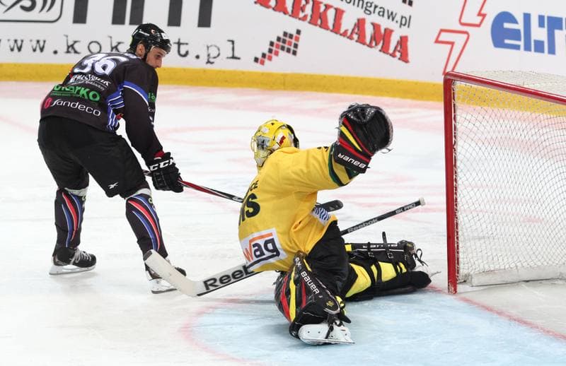 Ice Hockey. Polska Liga Hokeja na Lodzie. HC GKS Katowice - Ciarko PBS Bank KH Sanok. 07.09.2012