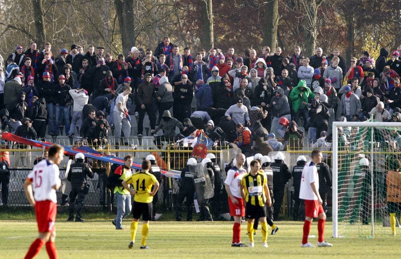 Football. I liga. Ruch Radzionkow - Piast Gliwice. 30.10.2010