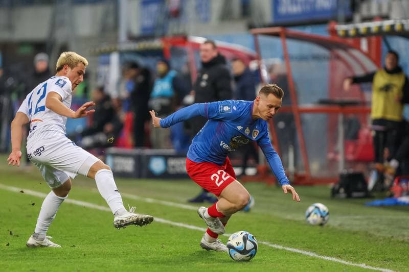 Football. PKO BP Ekstraklasa. Piast Gliwice - Stal Mielec. 18.12.2023