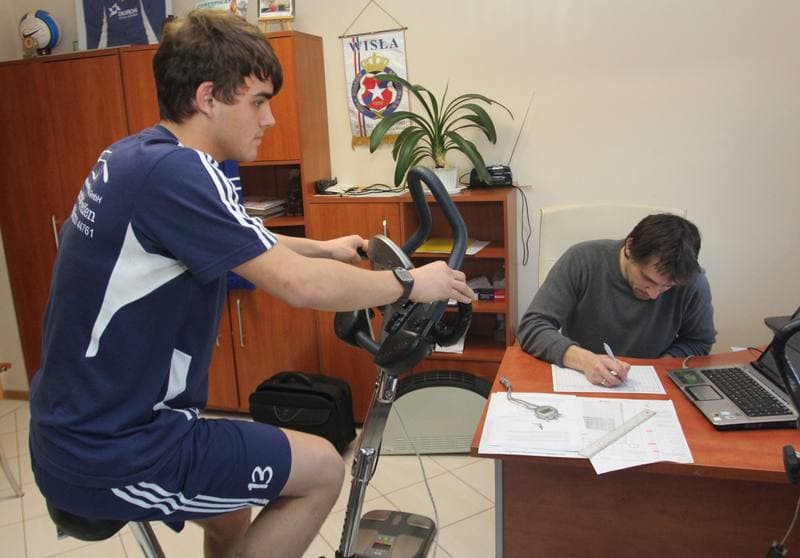 Football. Michael Wojcik. Training. 16.12.2011