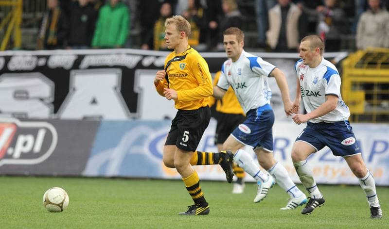 Football. I Liga. GKS Katowice - MKS Kluczbork. 10.04.2011