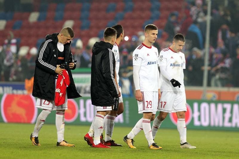 Football. Lotto Ekstraklasa. Gornik Zabrze - Lechia Gdansk. 08.12.2017