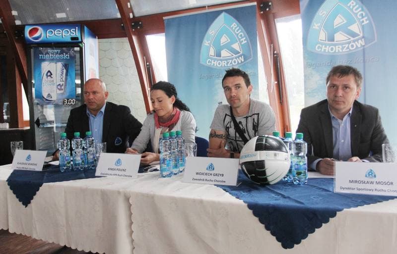 Football. Ruch Chorzow. Press Conference. 20.06.2011