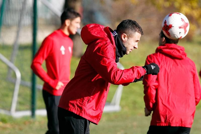 Football. Gornik Zabrze. Training. 23.11.2017