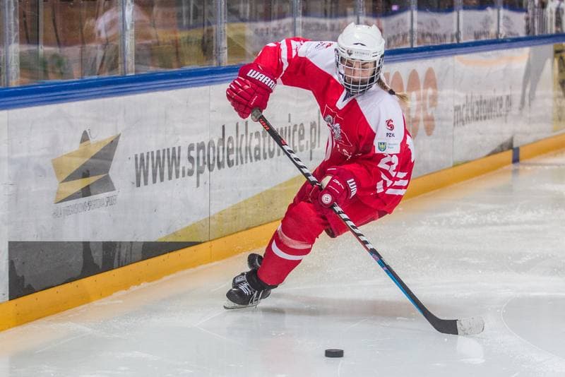 Ice Hockey. EWHL. Polska - SKP Bratislava. 11.12.2021