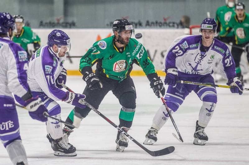Ice Hockey. Visegrad Cup. JKH GKS Jastrzebie - Ujpesti TE. 15.10.2019