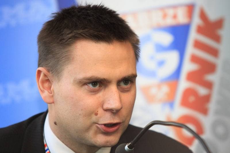 Football. Gornik Zabrze. Press Conference. 23.04.2010