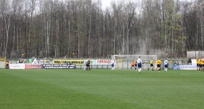 Football. I Liga. GKS Katowice - MKS Kluczbork. 10.04.2011