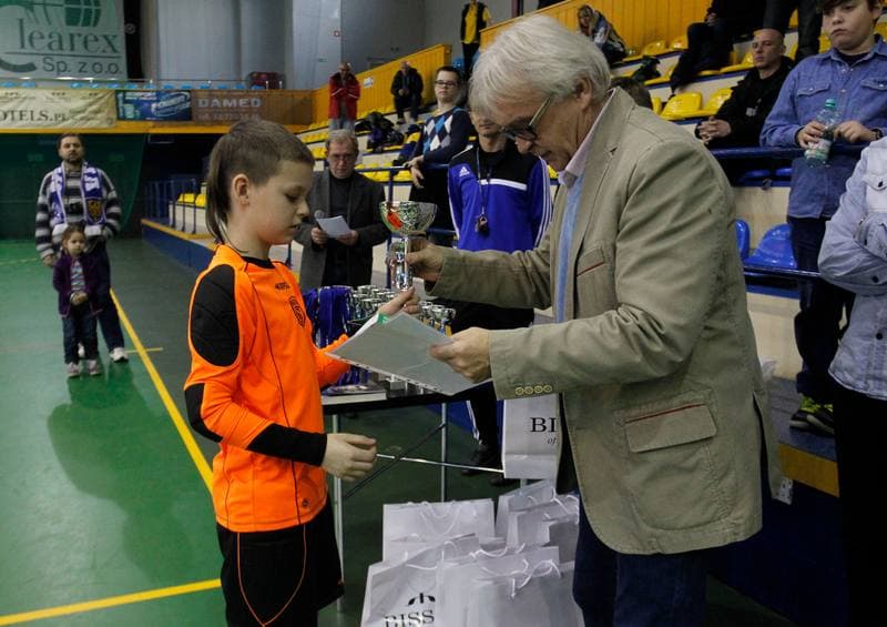 Football. X Halowy Turniej Trampkarzy im Redaktora Stanislawa Penara. Individual Awards. 21.12.2013
