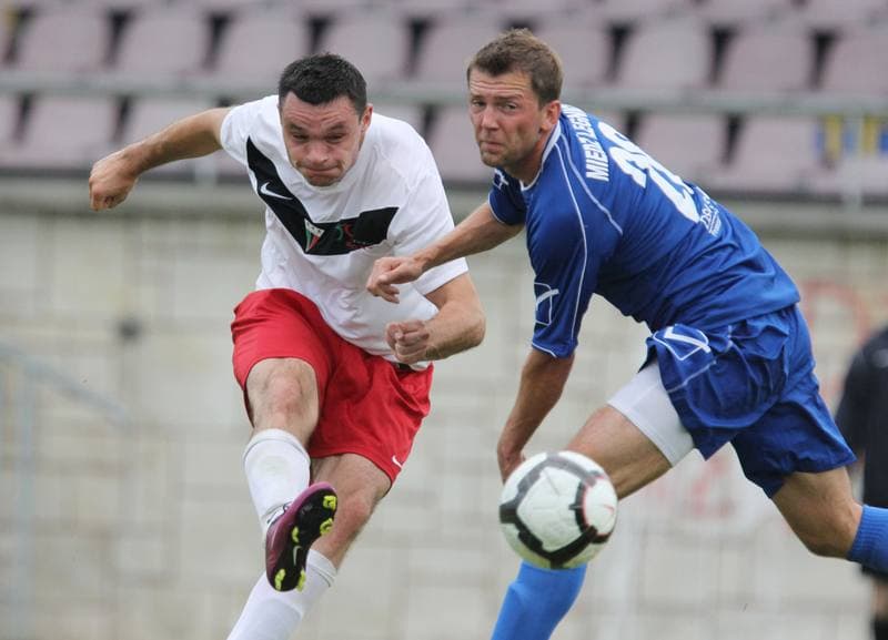 Football. II Liga. GKS Tychy - Miedz Legnica. 06.08.2011