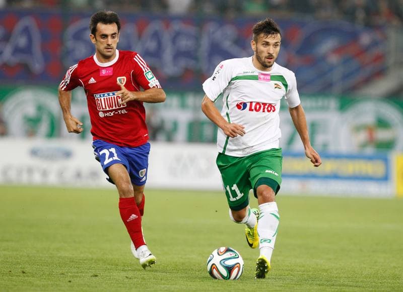 Football. T-Mobile Ekstraklasa. Piast Gliwice - Lechia Gdansk. 26.10.2013
