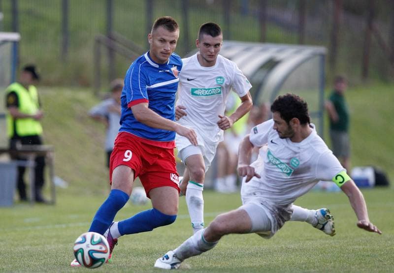 Football. III Liga Opolsko - Slaska. Polonia Bytom - Rekord Bielsko Biala. 10.08.2014