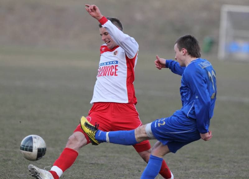 Football. Sparing. Piast Gliwice - LZS Lesnica. 07.03.2012