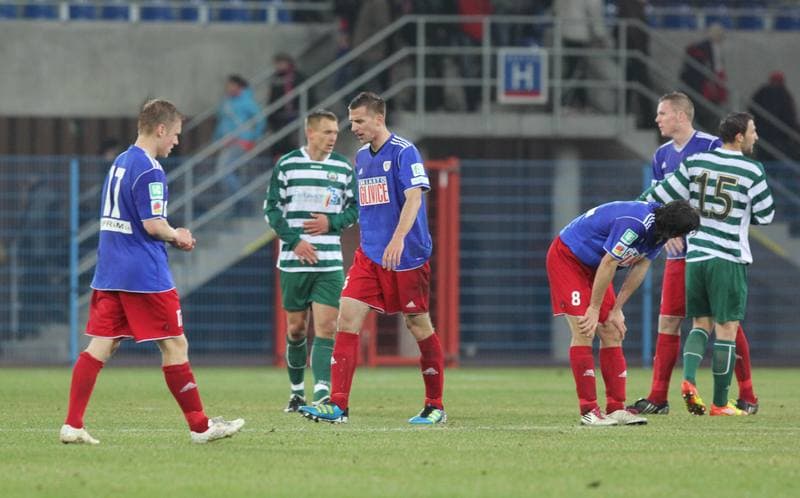 Football. I liga. Piast Gliwice - KS Polkowice. 30.03.2012