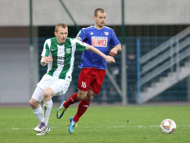 Football. I liga. Piast Gliwice - Olimpia Grudziadz. 22.04.2012